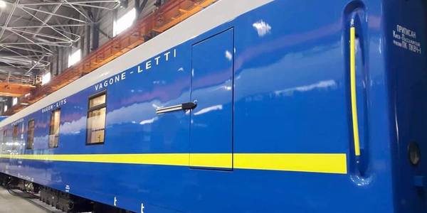 У нових вагонах «Укрзалізниці» з'являться душові кабіни
