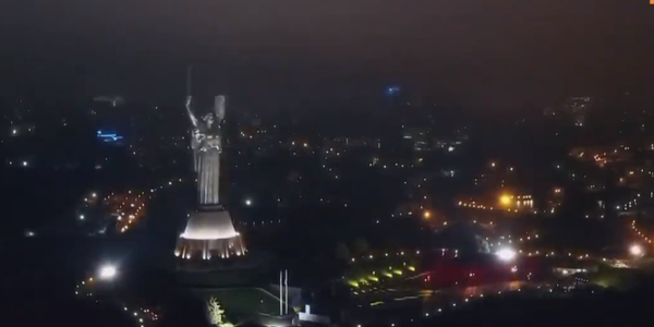 Столиця відзначила першу хвилину Миру