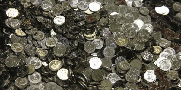 З’явилися нові 2 гривні: як Нацбанк вшанував корифея українського театру