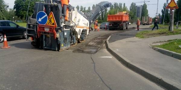На яких вулицях Києва не проїхати через ремонт доріг