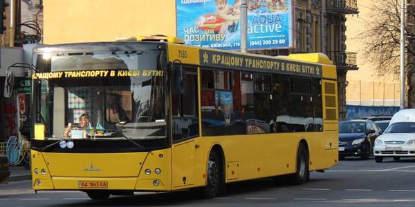 Безкоштовний автобус їздитиме Києвом з нагоди пам'ятного дня