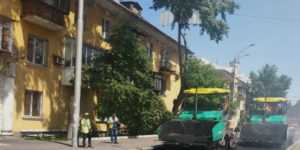 На вулиці Алматинській завершується ремонт дороги