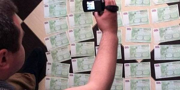 Шахраї ошукали киян на 4 мільйона гривень