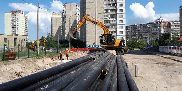 На Троєщині замінюють теплотрасу, на якій трапилося 24 аварії