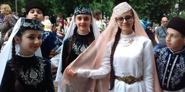 «Етнофест» до Дня Києва зібрав представників 14 національностей
