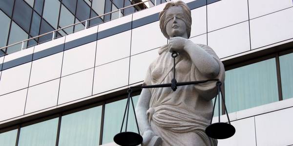 В українських судах хочуть створити таємні кімнати