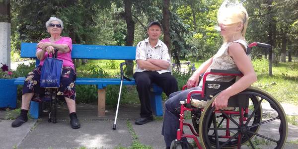Потрібна допомога киян: чи отримають столичні пенсіонери сквер реабілітації
