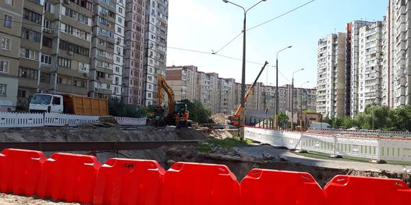 Де на Троєщині замінять теплотраси