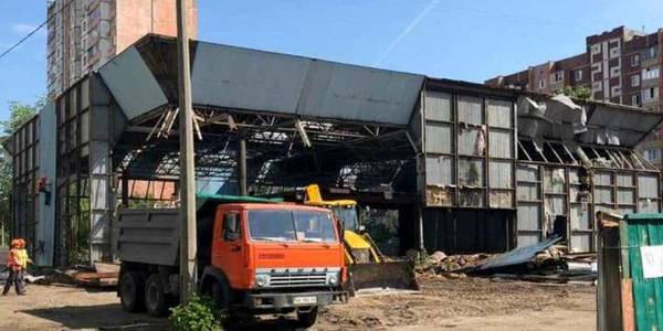Розпочато реконструкцію занедбаного радянського спорткомплексу на Воскресенці  