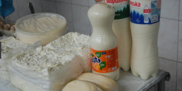 На Куренівці заборонили продавати продукцію, що швидко псується