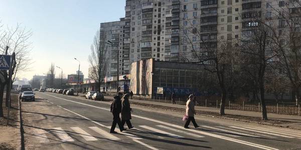 На дарницькій вулиці вночі перекриють рух