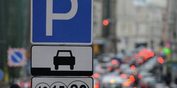 З липня у Києві діятимуть нові паркувальні талони
