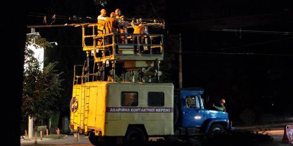 Сьогодні вночі тролейбус змінить маршрут