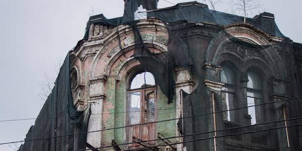Аварійна будівля на Подолі потребує реставрації: власник отримав припис