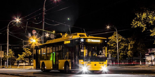 Вночі столичний тролейбус поїде по-іншому