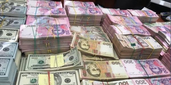 У Києві ліквідували конвертцентр з обігом понад 250 млн грн
