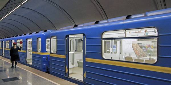 Через футбол змінять роботу три станції столичного метрополітену
