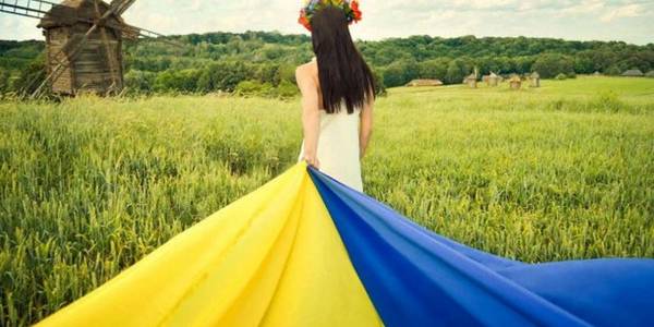 На свята у Пирогові будуть танці і безкоштовні екскурсії