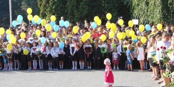 Міська влада рекомендує розпочати навчання у школах 2 вересня