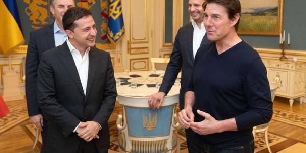 Володимир Зеленський розповів Тому Крузу про переваги зйомок фільмів в Україні