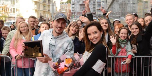 На Спортивній площі «засяяла» зірка успішного поп-гурту