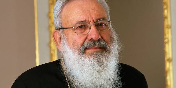 Київрада перейменує проспект Комарова