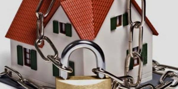 Кияни захищають свої будинки від підвала до даху: що робити