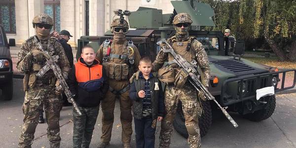 Чим військові багаті: на ВДНГ влаштували виставку техніки