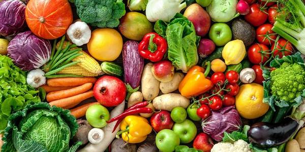 Алергія та рак: біля київських доріг продають небезпечні продукти