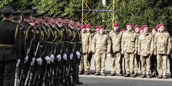 Країна героїв: у Києві влаштували свято для військових