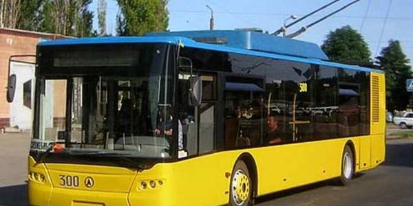 Через будівництво Шулявського шляхопроводу не курсуватимуть тролейбуси