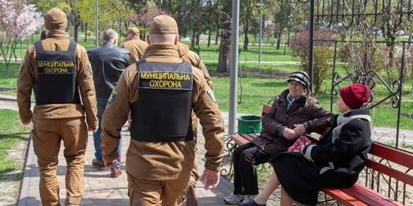 Муніципальна охорона затримала більше 90 порушників у Києві