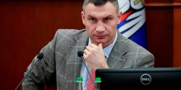 Гроші, землі й забудови: чому сперечались у Київраді