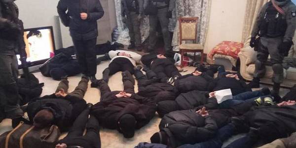 Штурм квартири на Оболоні: нові подробиці   