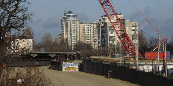 Прогони Шулявського мосту перемістили в проєктне положення