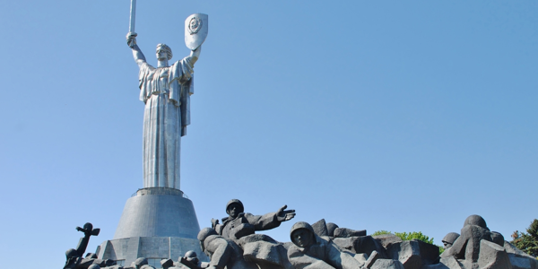 Земельний скандал: Козинська рада відбирає Жуків острів