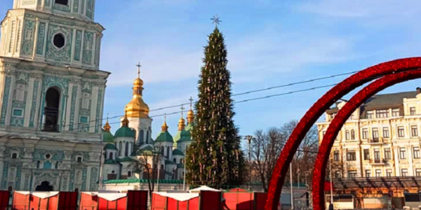Сьогодні столиця святкує: де заборонено їздити та паркуватися