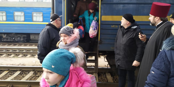 Війна і мир: у монастирі Києва поселили дітей з Донбасу
