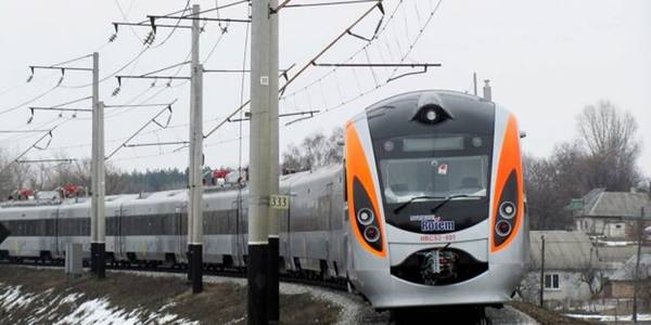 Поїзд Інтерсіті Київ – Кривий Ріг переходить на щоденний розклад