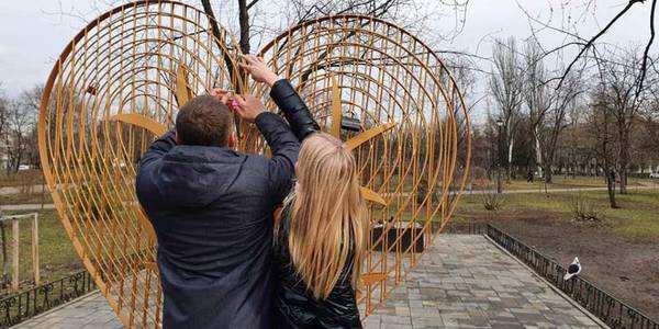 Куточок для закоханих влаштували у Києві