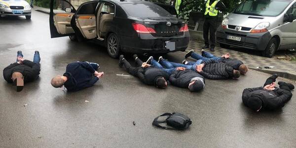 Учасникам масової стрілянини під Києвом загрожує до 15 років ув’язнення