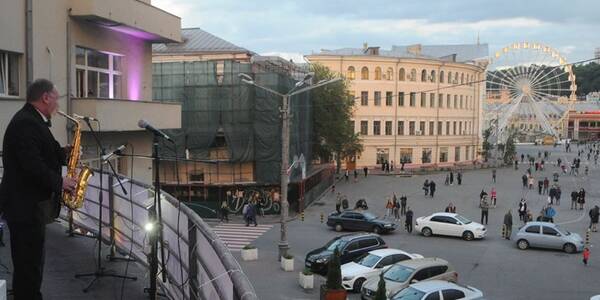 Київська опера закриє сезон концертом на балконі театру