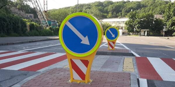 На Печерську облаштували «острівець безпеки» для пішоходів