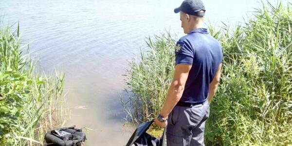 Двох потопельників дістали зі столичних озер