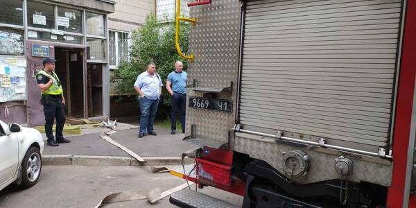 У Дніпровському районі рятувальники евакуювали мешканців будинку через витік газу