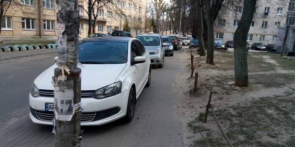 Чи правильно розміщені паркувальні майданчики перевірять у столиці