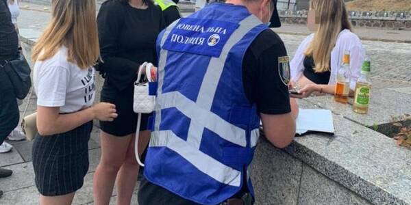 Алкоголь і тютюн: у центрі Києва на підлітків склали 8 адміністративних протоколів