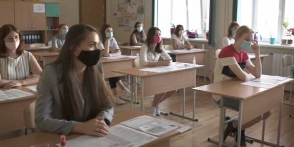 54 київські випускники склали ЗНО з найвищими балами: де вони навчалися