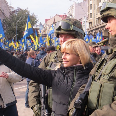 Селфі з військовими