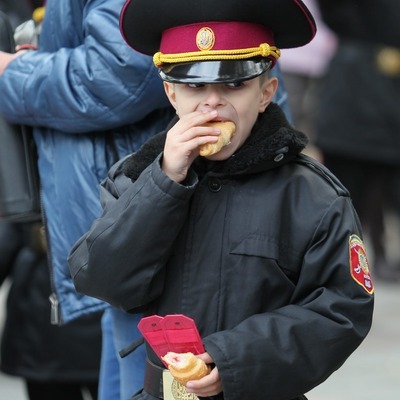 ... і  смачний пиріжок